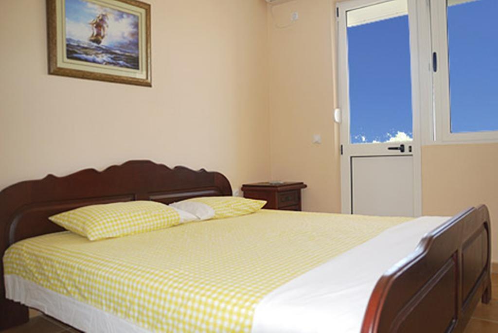 Di Vincenzo Inn Ulcinj Room photo